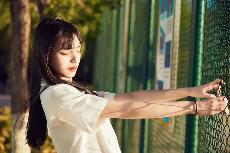 穿着日系JK制服的亚洲少女图片