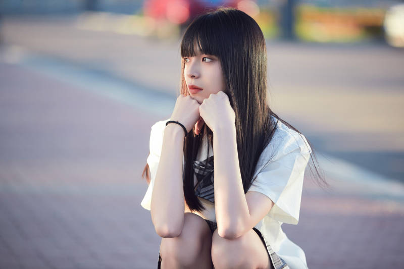 穿着日系JK制服的亚洲少女图片