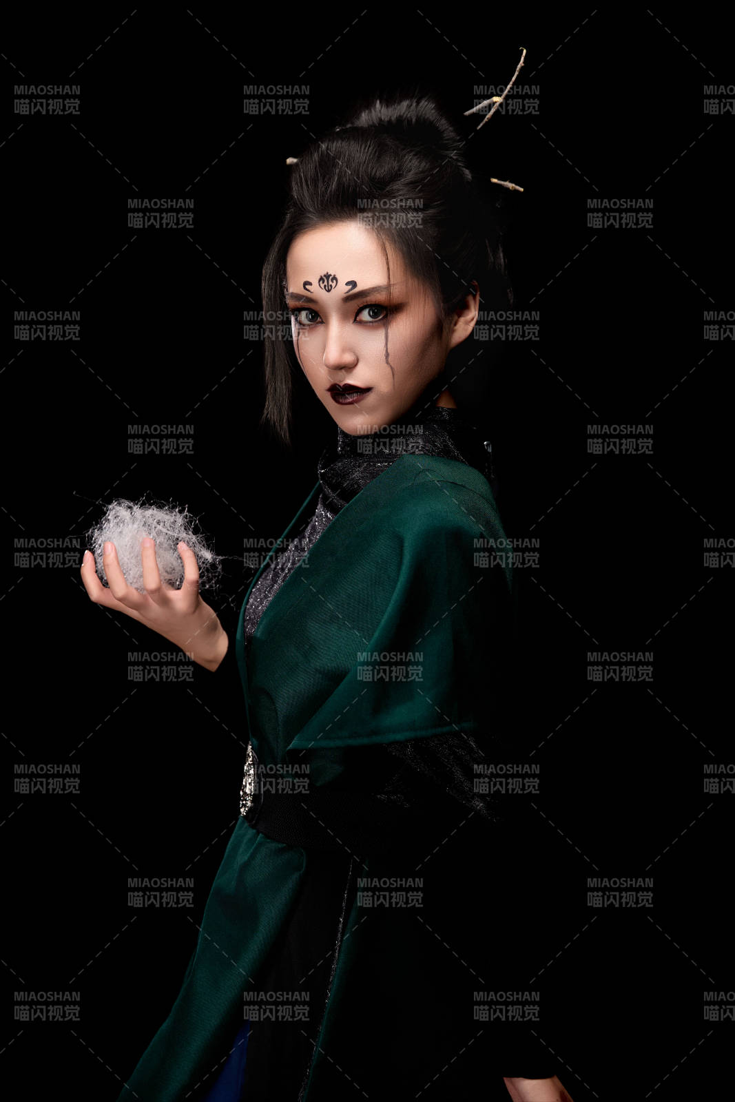 COS古代神话传说中精怪仙魔的东方女性图片