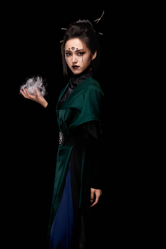 COS古代神话传说中精怪仙魔的东方女性图片