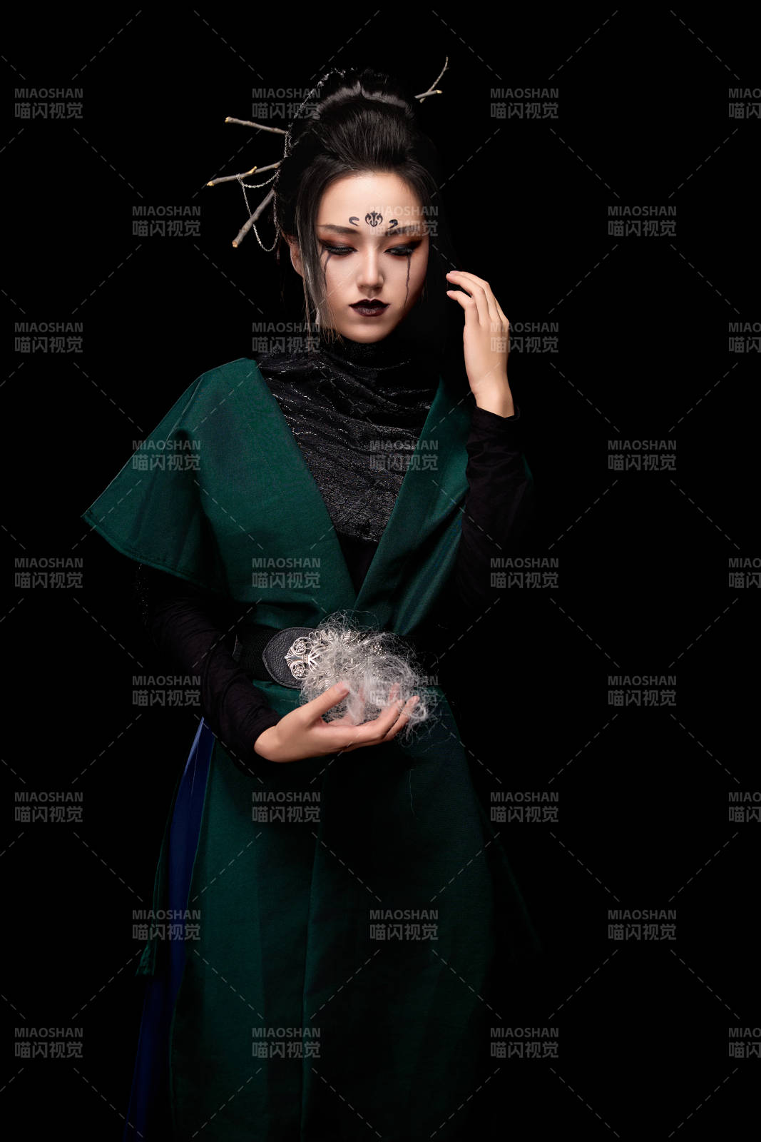 COS古代神话传说中精怪仙魔的东方女性图片