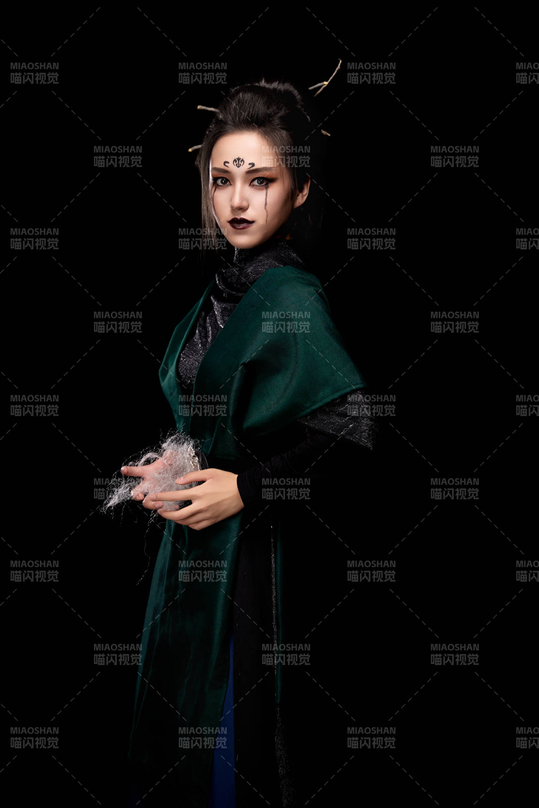 COS古代神话传说中精怪仙魔的东方女性图片