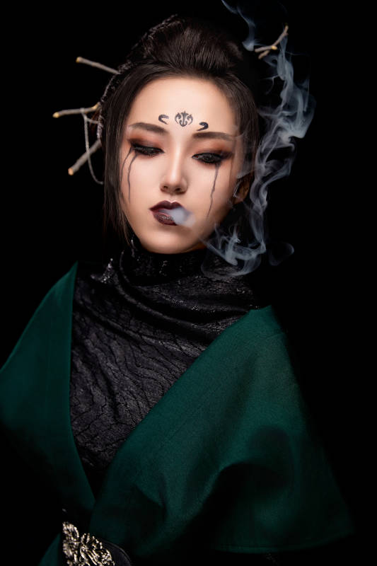 COS古代神话传说中精怪仙魔的东方女性图片