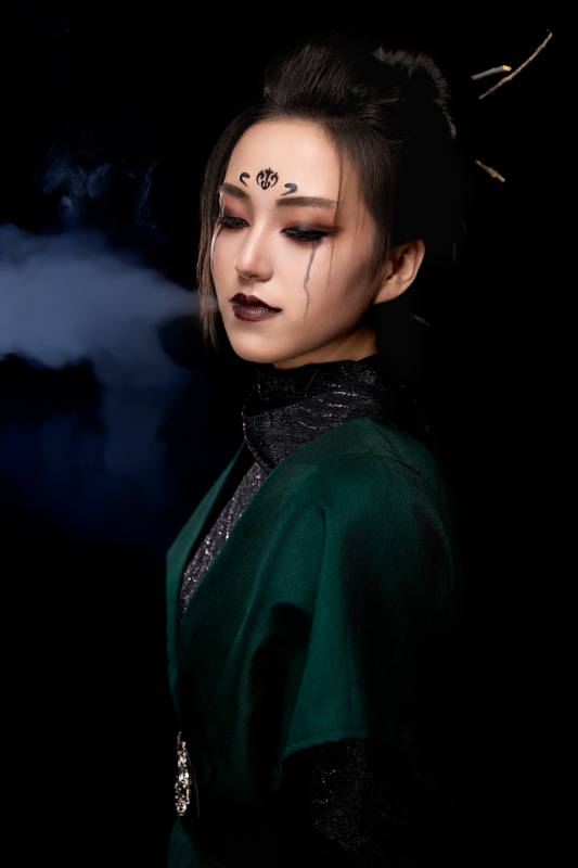 COS古代神话传说中精怪仙魔的东方女性图片