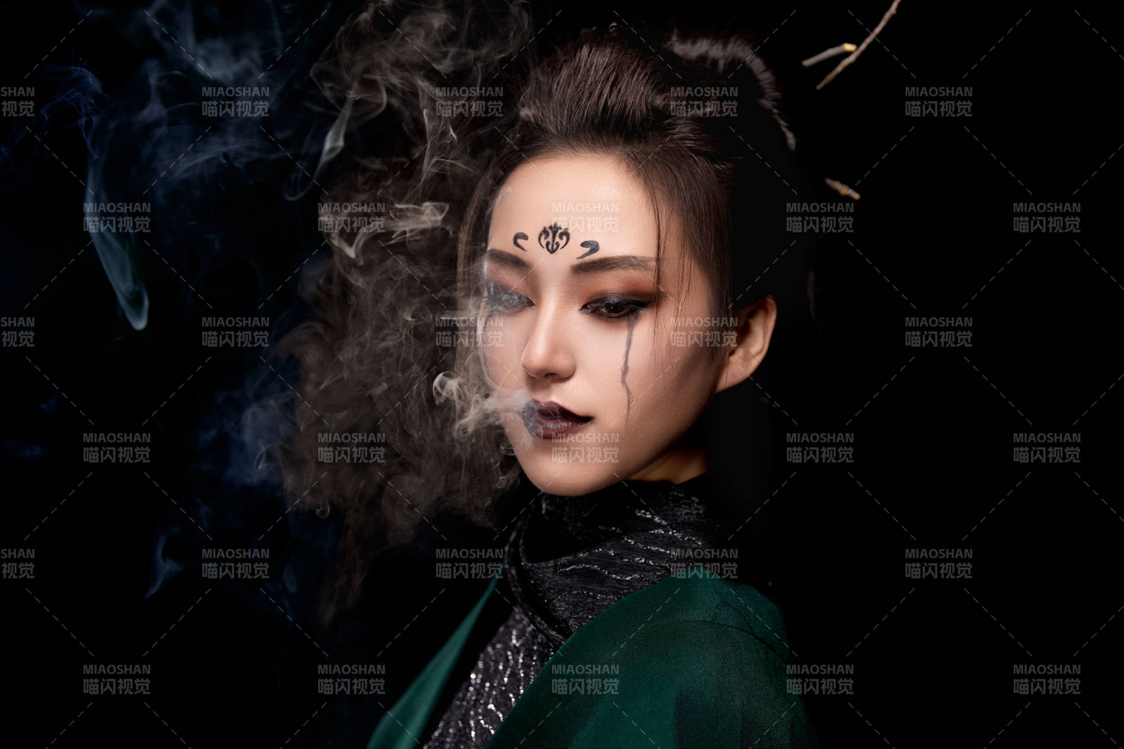 COS古代神话传说中精怪仙魔的东方女性图片