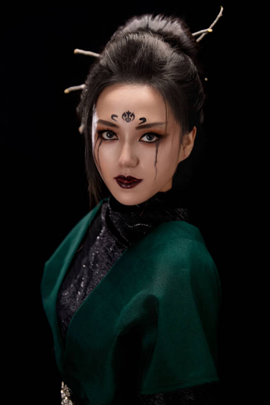 COS古代神话传说中精怪仙魔的东方女性图片