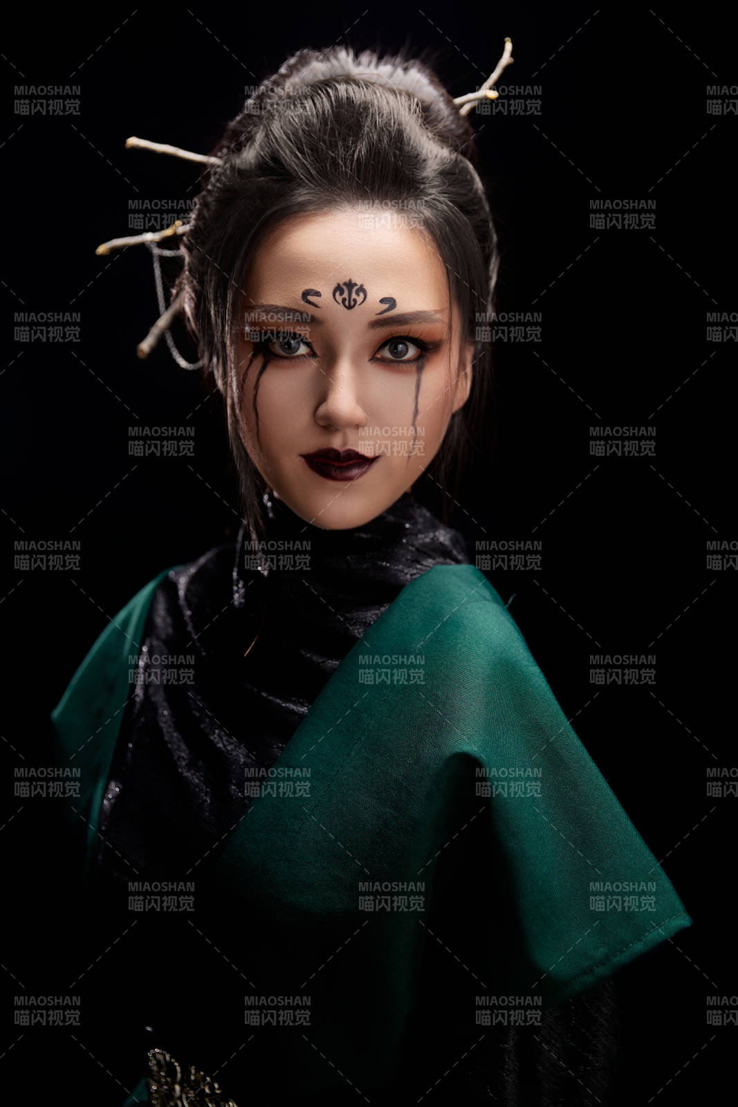 COS古代神话传说中精怪仙魔的东方女性图片