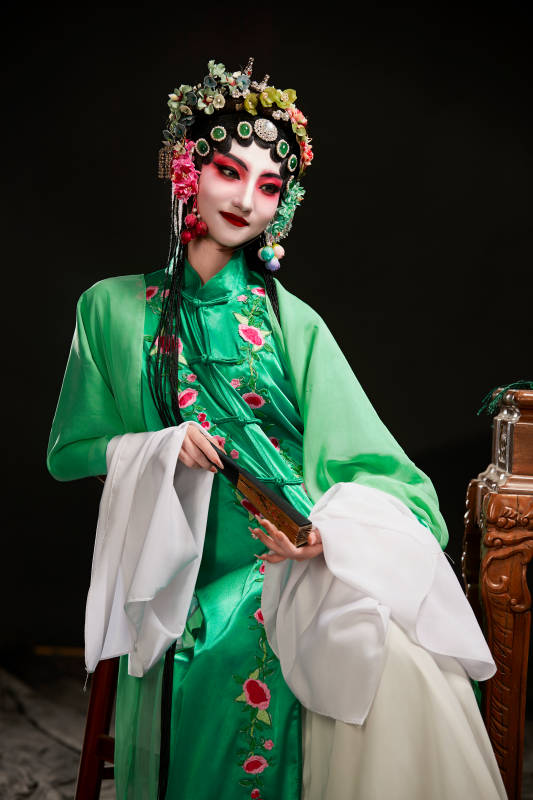 国粹戏曲京剧昆曲青衣旦角形象的中国少女图片