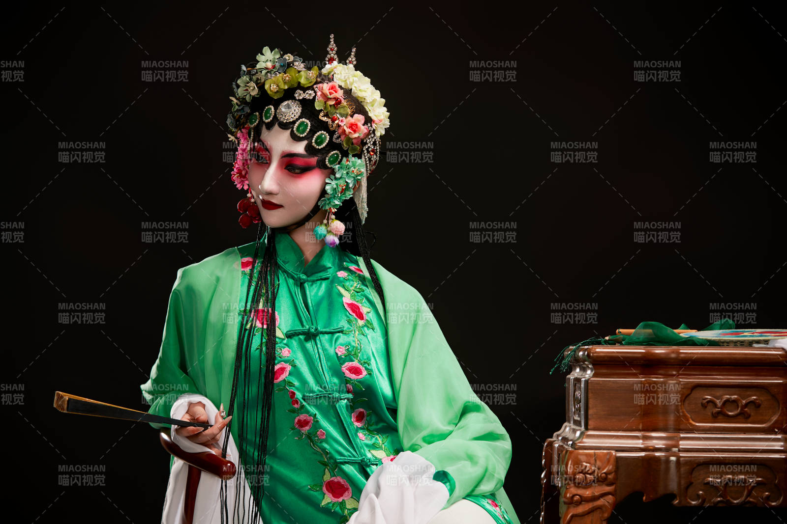 国粹戏曲京剧昆曲青衣旦角形象的中国少女图片