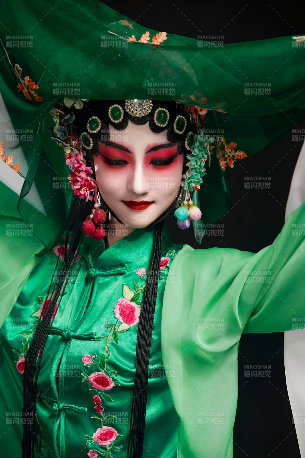 国粹戏曲京剧昆曲青衣旦角形象的中国少女图片