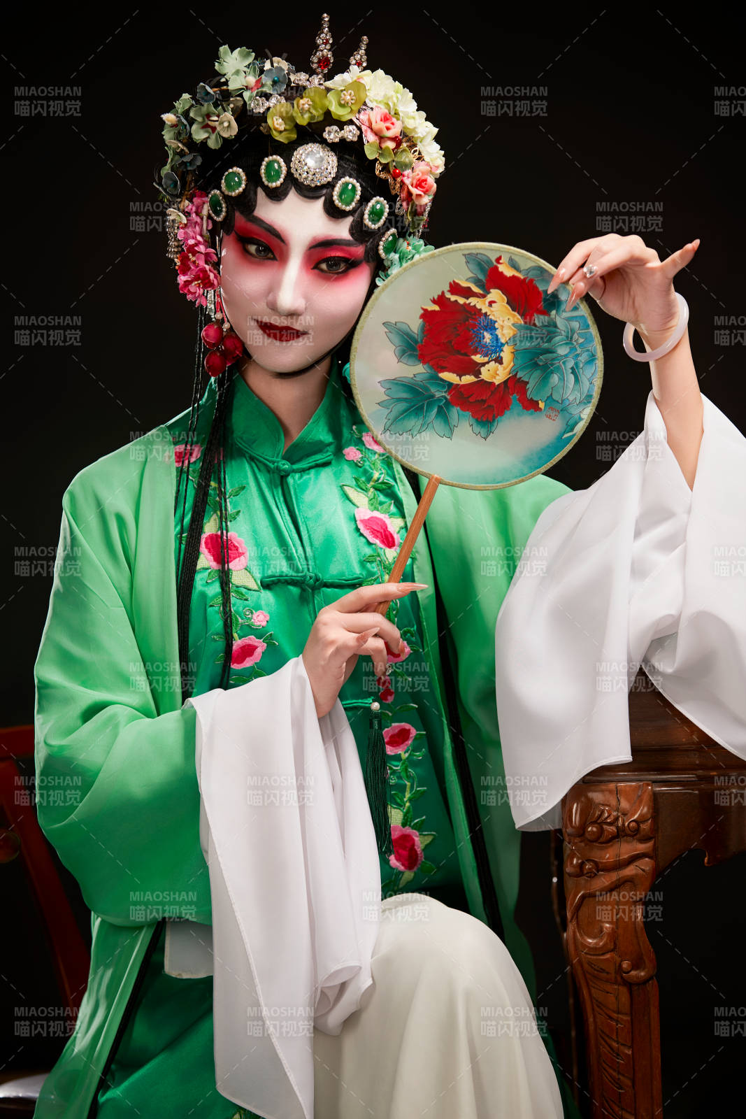 国粹戏曲京剧昆曲青衣旦角形象的中国少女图片