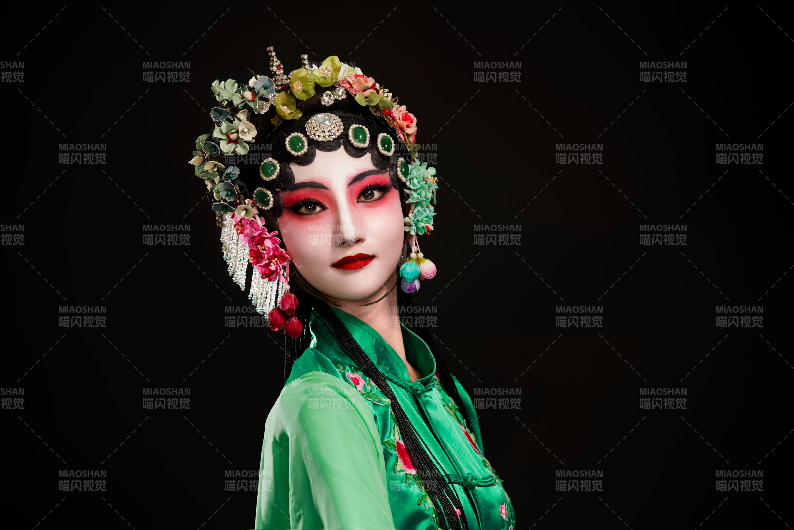 国粹戏曲京剧昆曲青衣旦角形象的中国少女图片