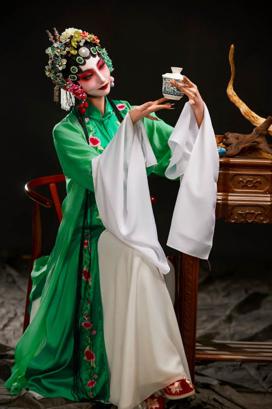 国粹戏曲京剧昆曲青衣旦角形象的中国少女图片