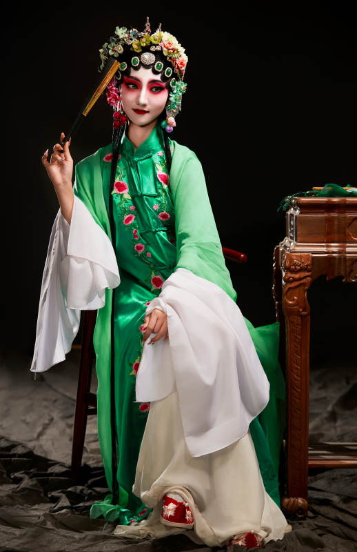 国粹戏曲京剧昆曲青衣旦角形象的中国少女图片