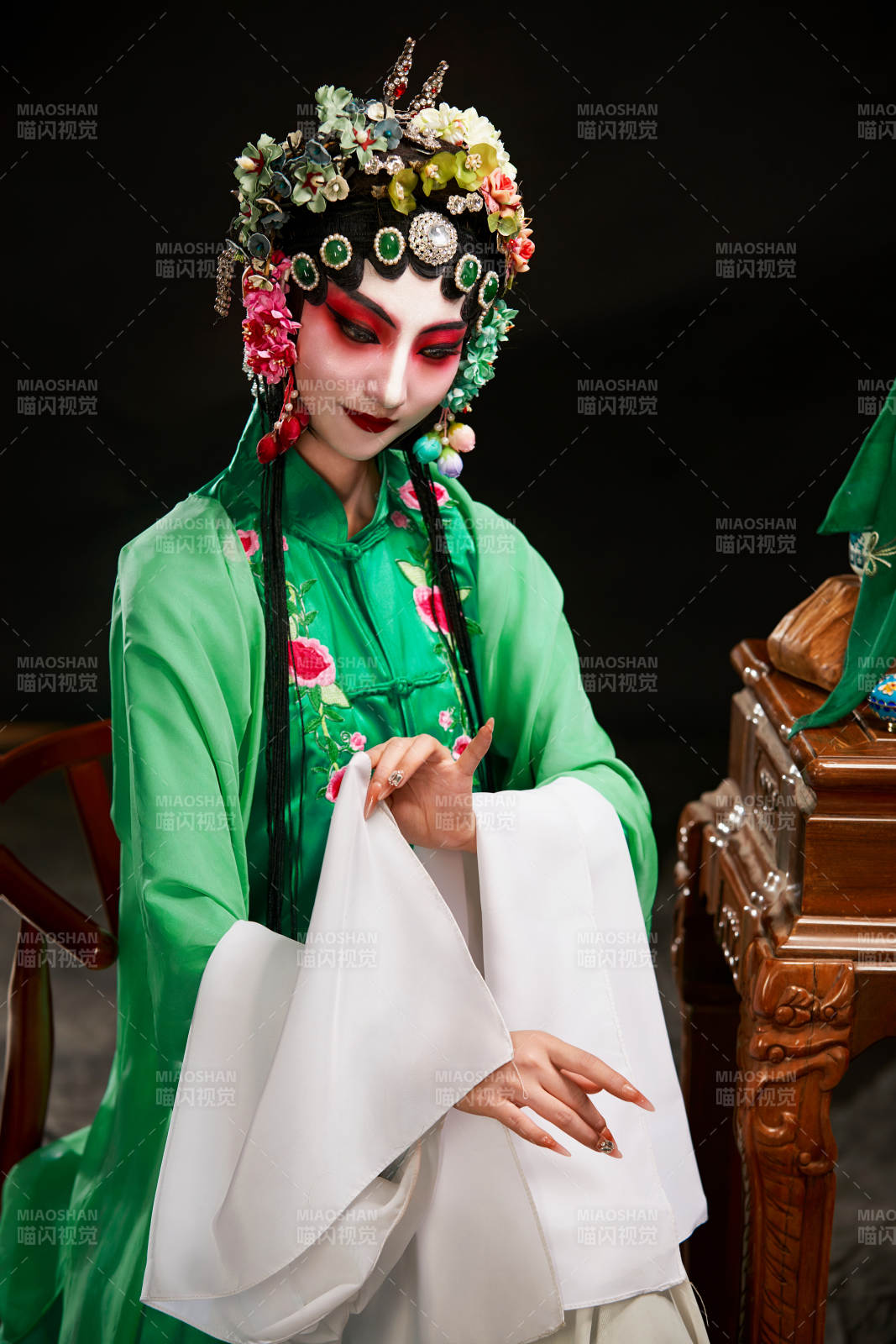 国粹戏曲京剧昆曲青衣旦角形象的中国少女图片