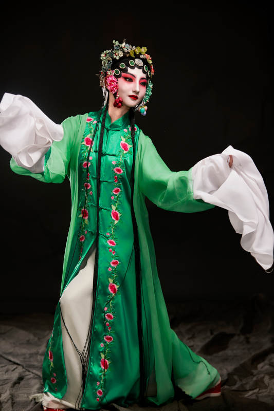 国粹戏曲京剧昆曲青衣旦角形象的中国少女图片