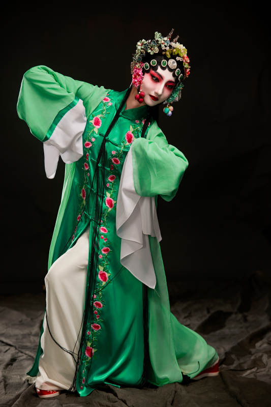 国粹戏曲京剧昆曲青衣旦角形象的中国少女图片