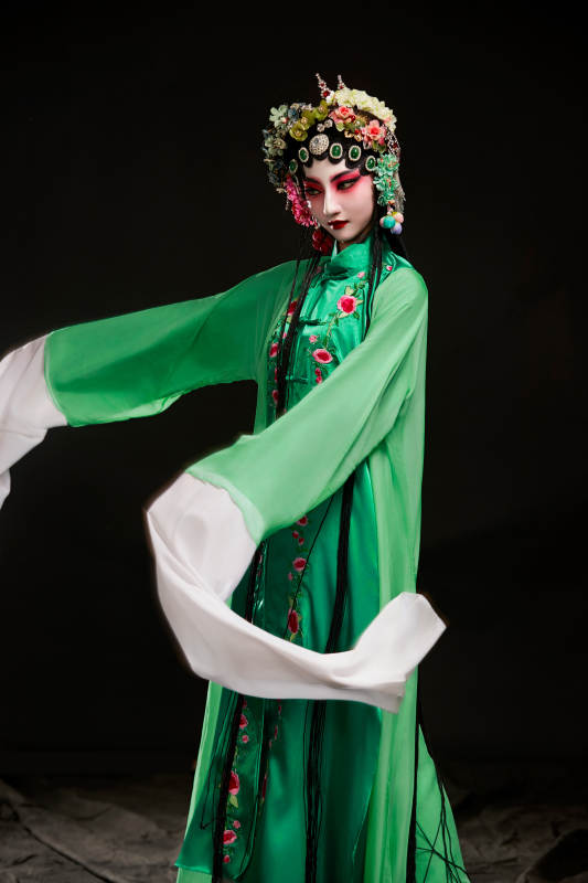 国粹戏曲京剧昆曲青衣旦角形象的中国少女图片