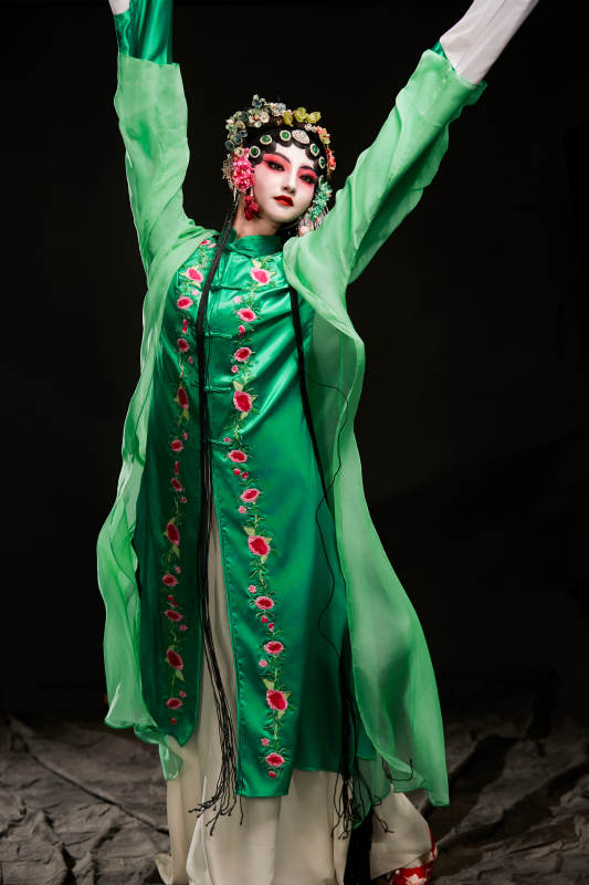 国粹戏曲京剧昆曲青衣旦角形象的中国少女图片