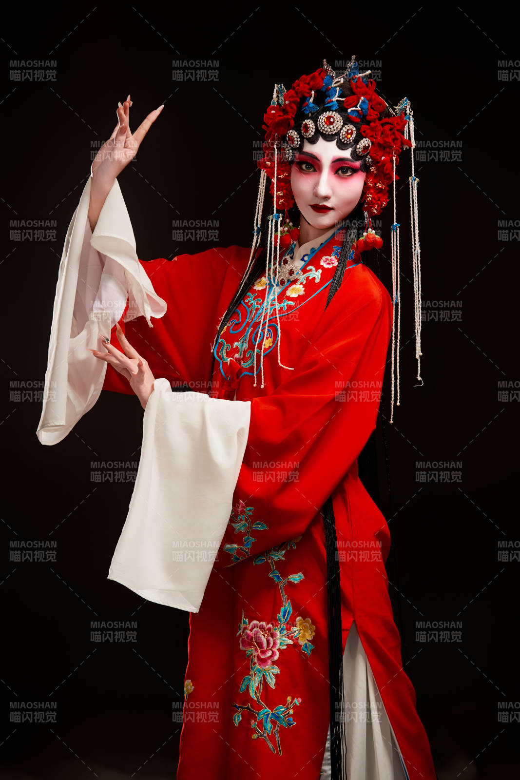 国粹戏曲京剧昆曲青衣旦角形象的中国少女图片