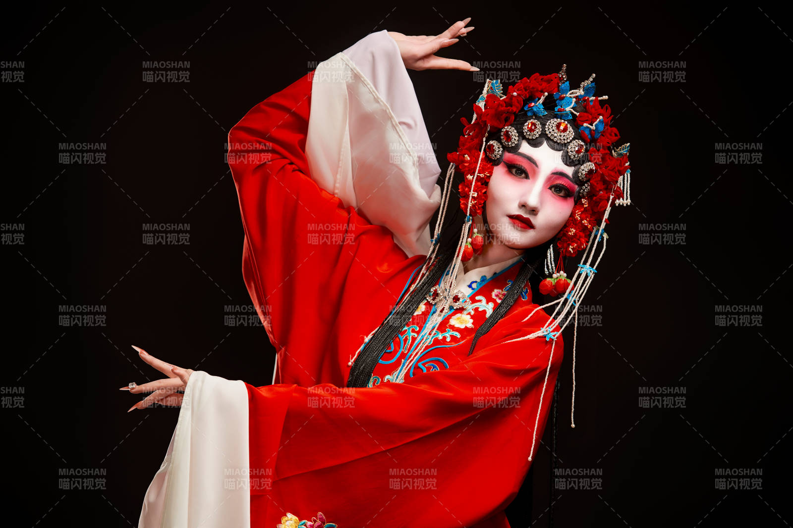 国粹戏曲京剧昆曲青衣旦角形象的中国少女图片