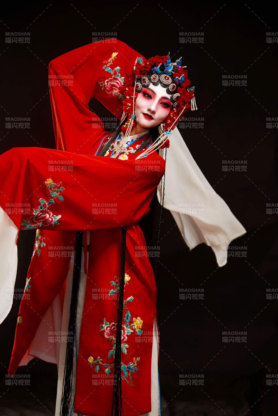 国粹戏曲京剧昆曲青衣旦角形象的中国少女图片