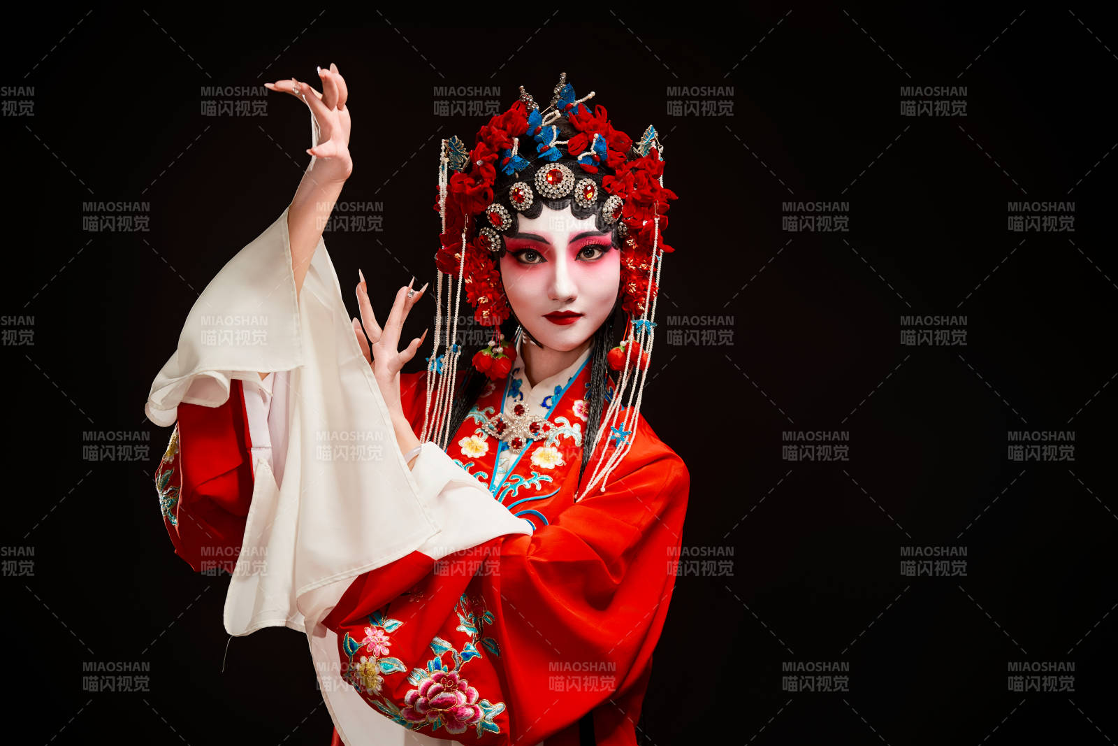 国粹戏曲京剧昆曲青衣旦角形象的中国少女图片