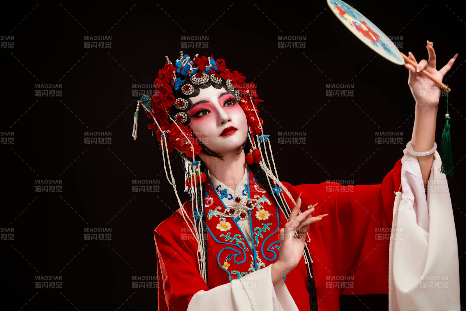 国粹戏曲京剧昆曲青衣旦角形象的中国少女图片