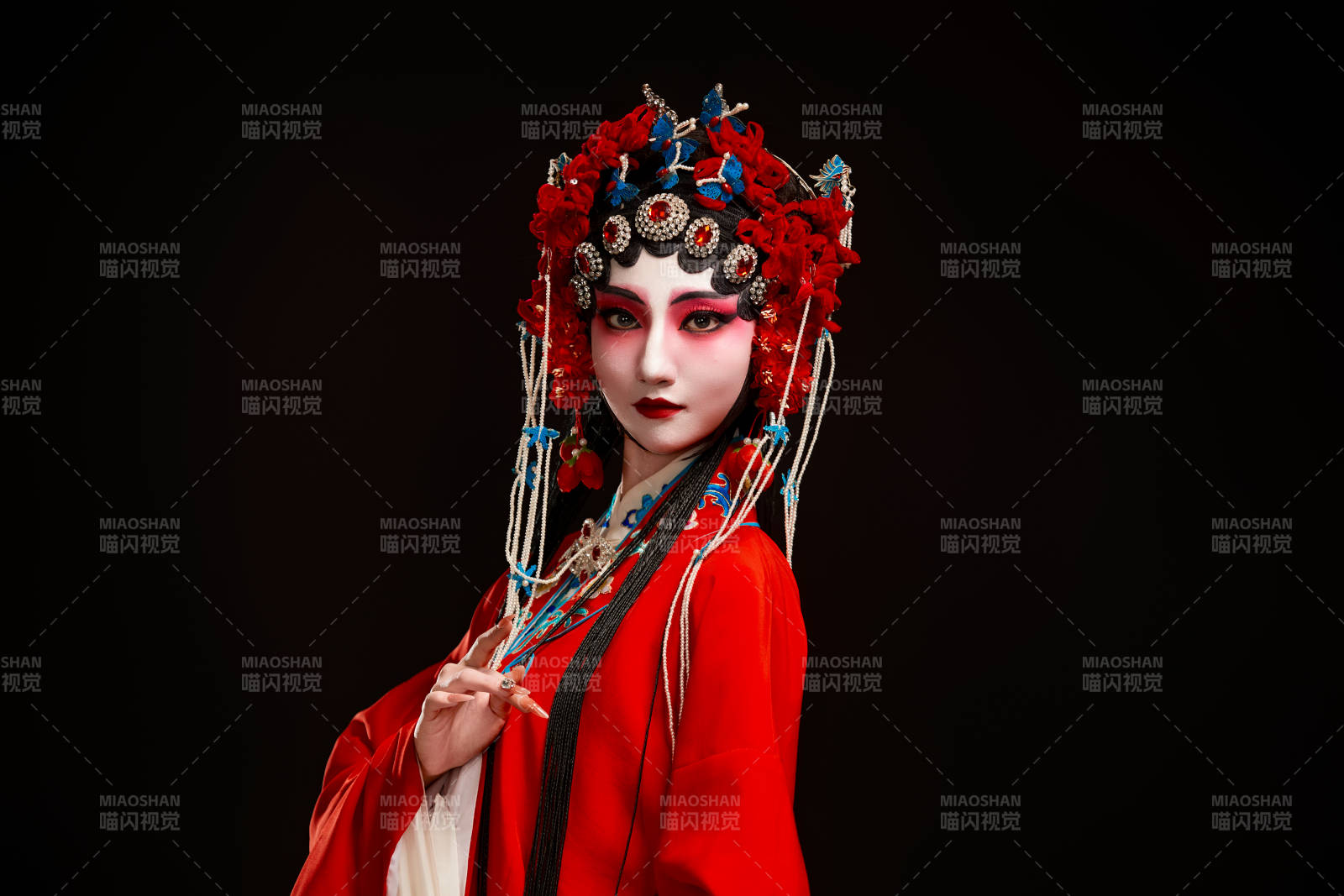 国粹戏曲京剧昆曲青衣旦角形象的中国少女图片