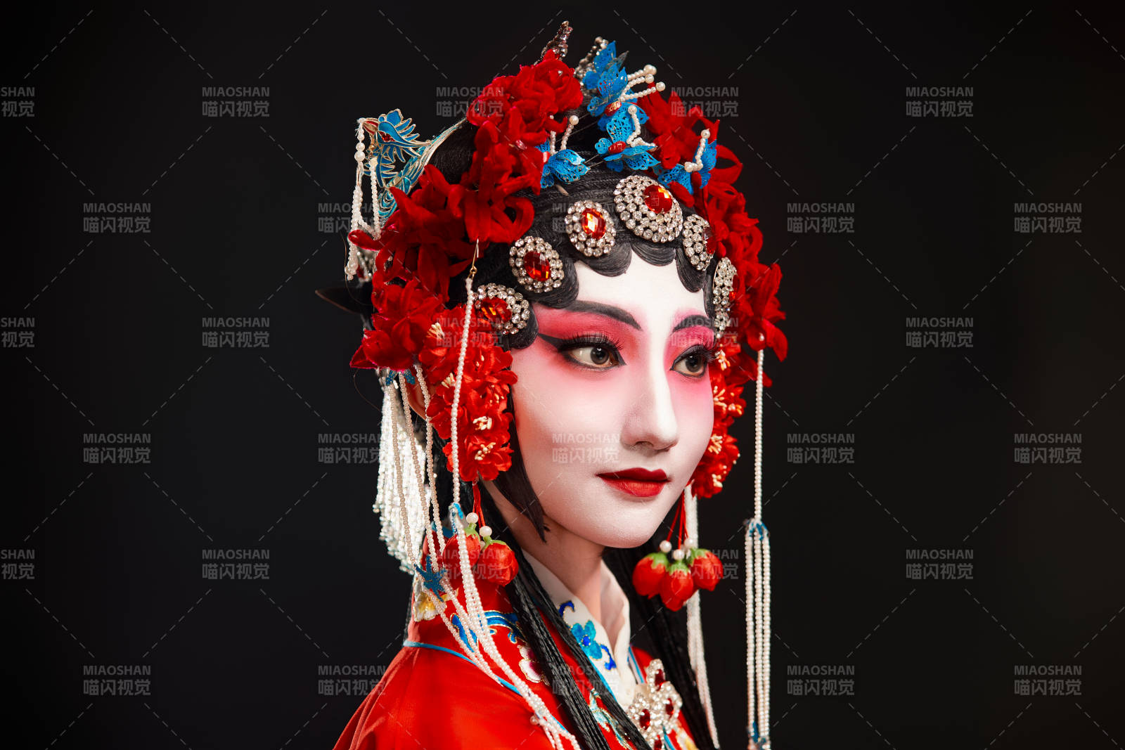 国粹戏曲京剧昆曲青衣旦角形象的中国少女图片