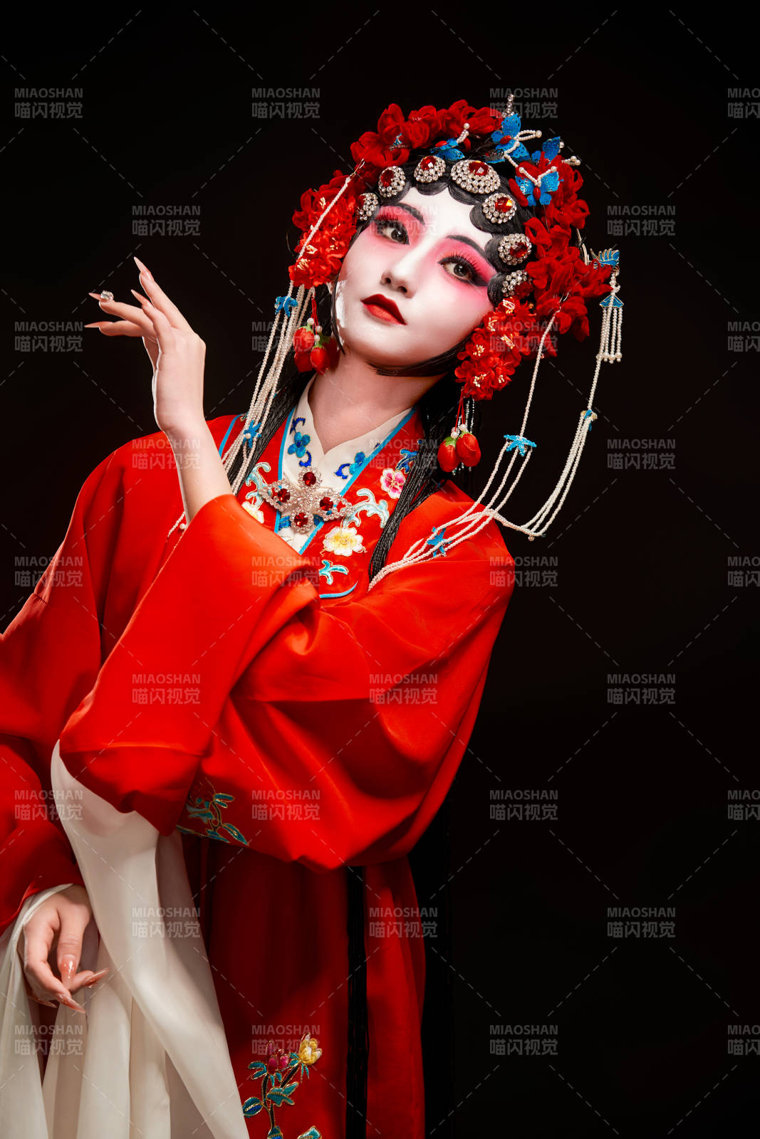 国粹戏曲京剧昆曲青衣旦角形象的中国少女图片