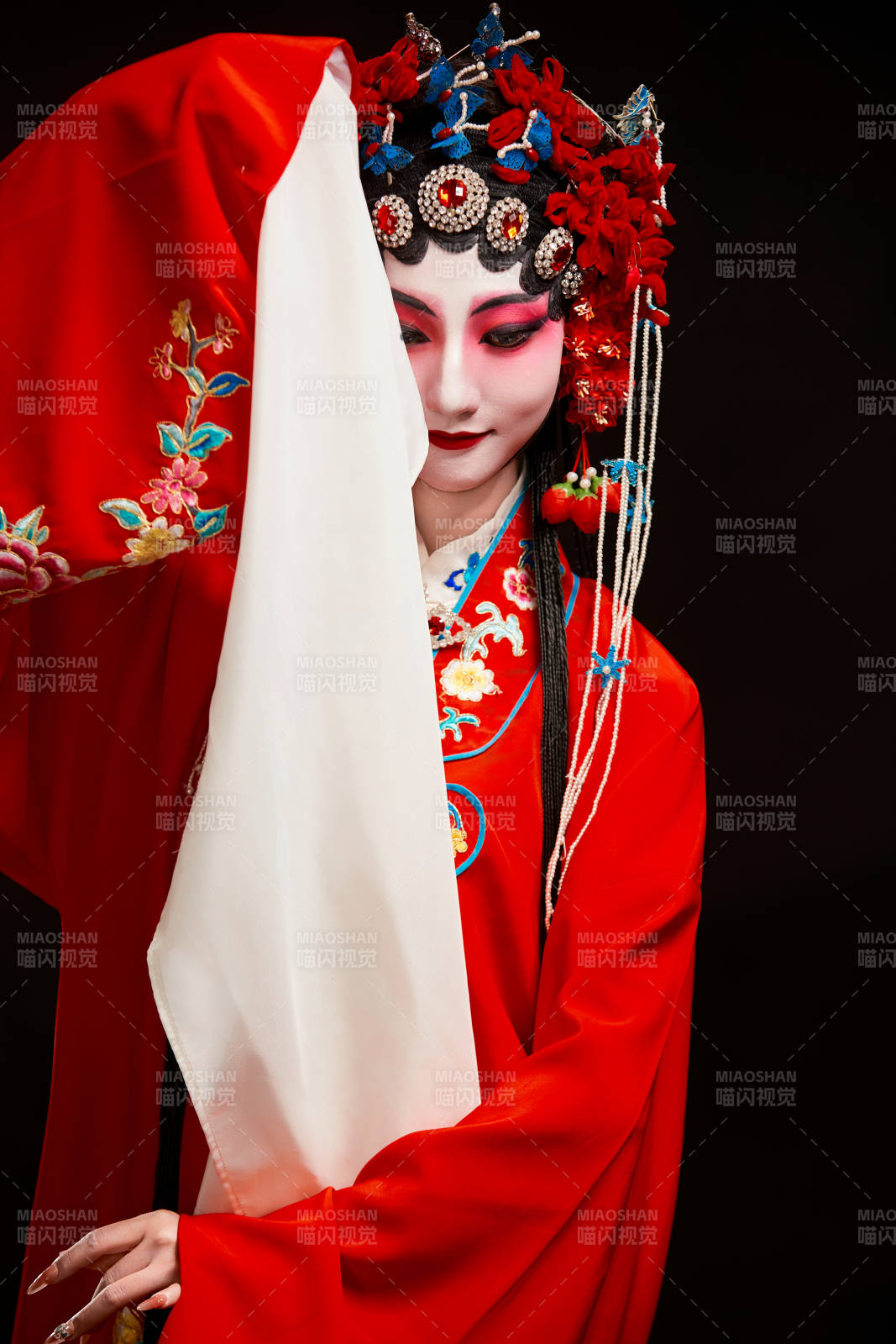 国粹戏曲京剧昆曲青衣旦角形象的中国少女图片