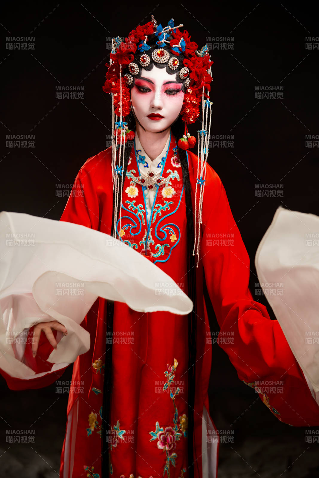 国粹戏曲京剧昆曲青衣旦角形象的中国少女图片