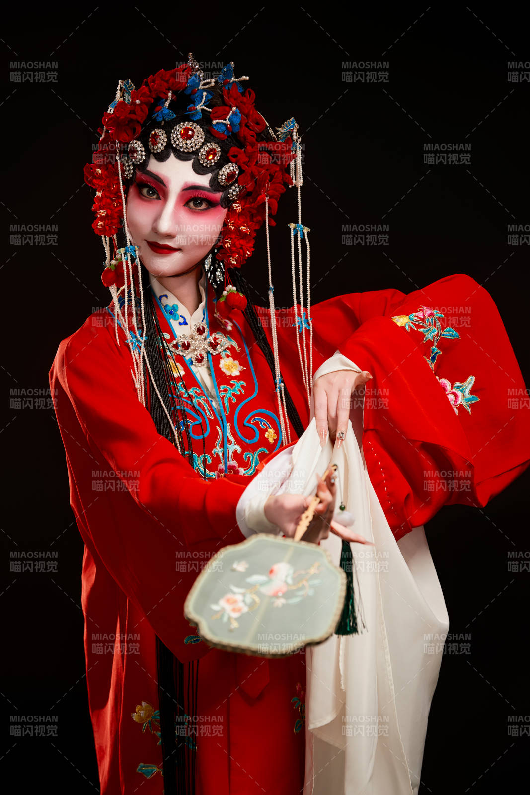 国粹戏曲京剧昆曲青衣旦角形象的中国少女图片