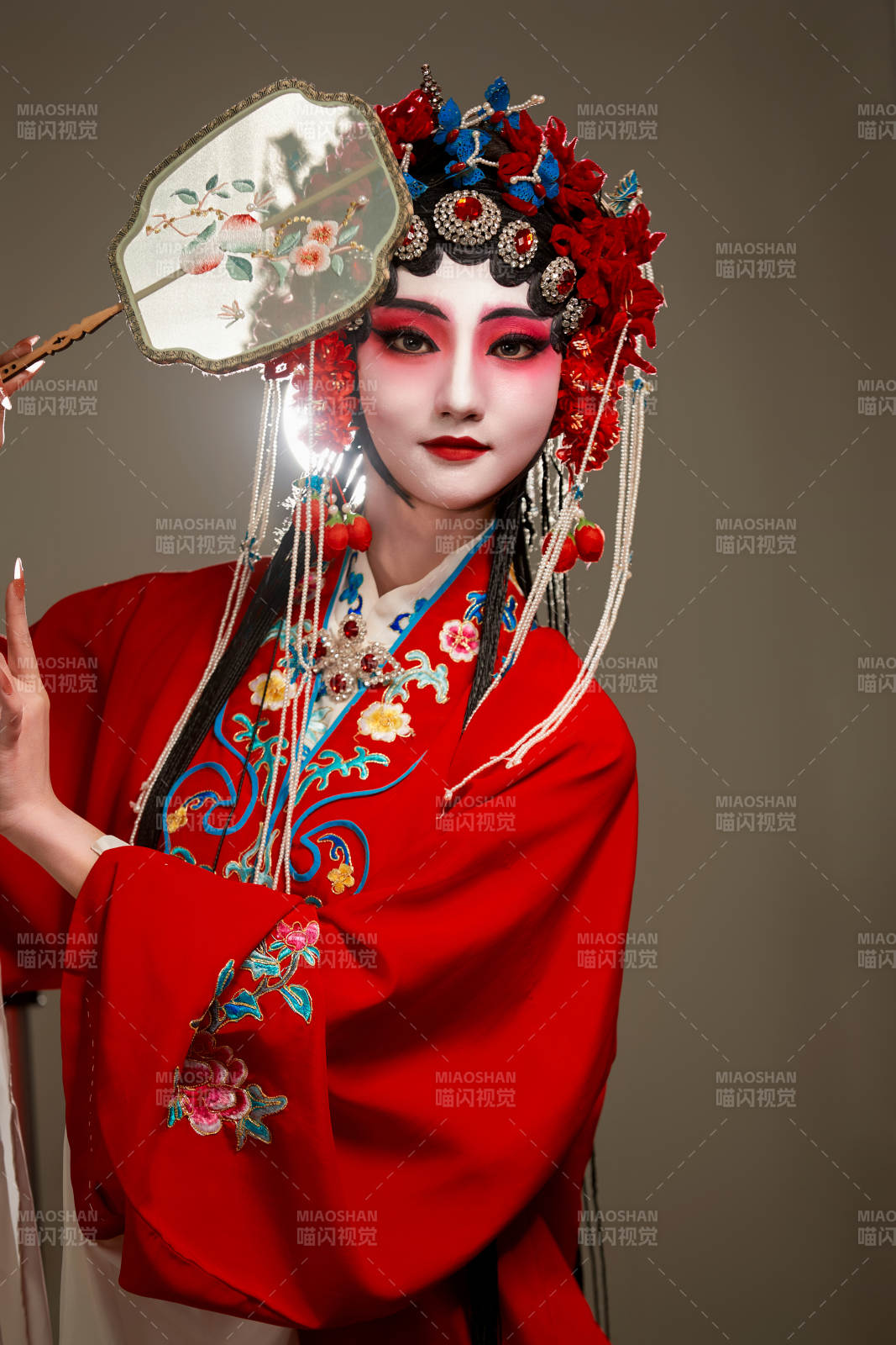 国粹戏曲京剧昆曲青衣旦角形象的中国少女图片