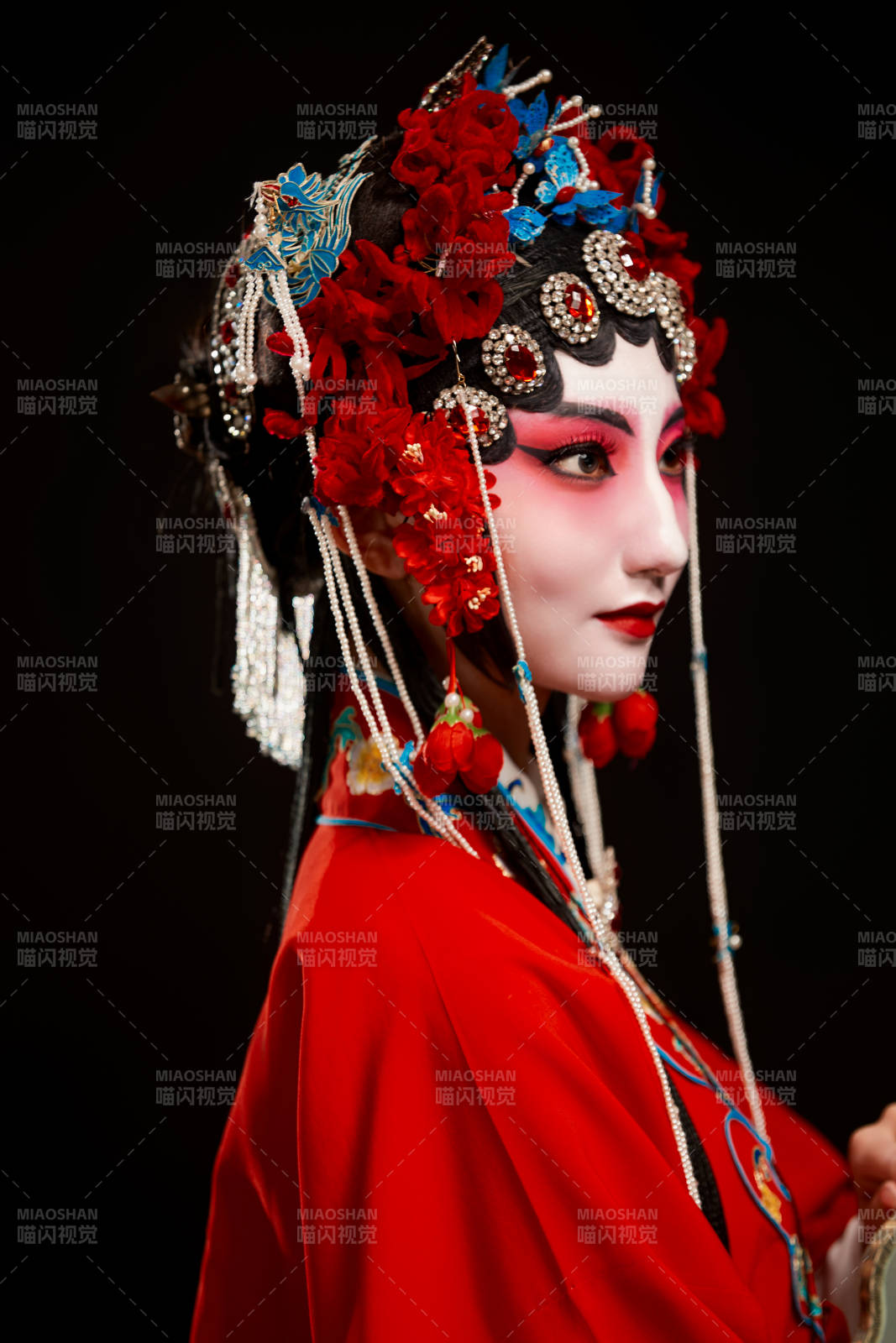 国粹戏曲京剧昆曲青衣旦角形象的中国少女图片