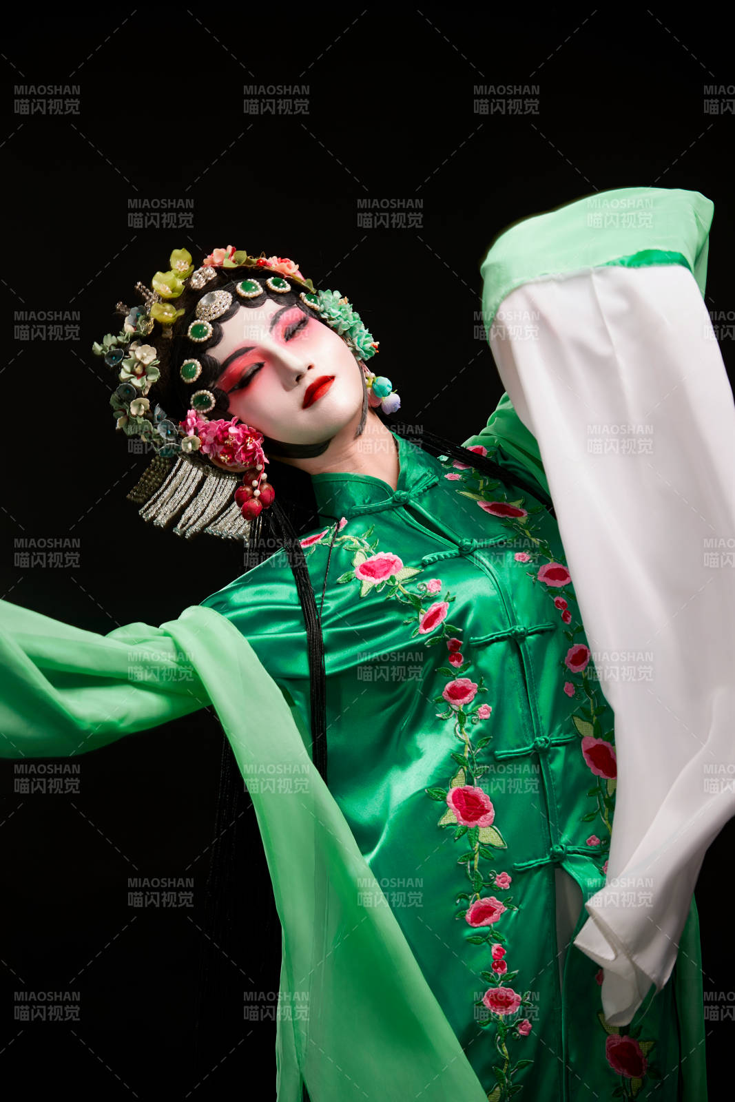 国粹戏曲京剧昆曲青衣旦角形象的中国少女图片