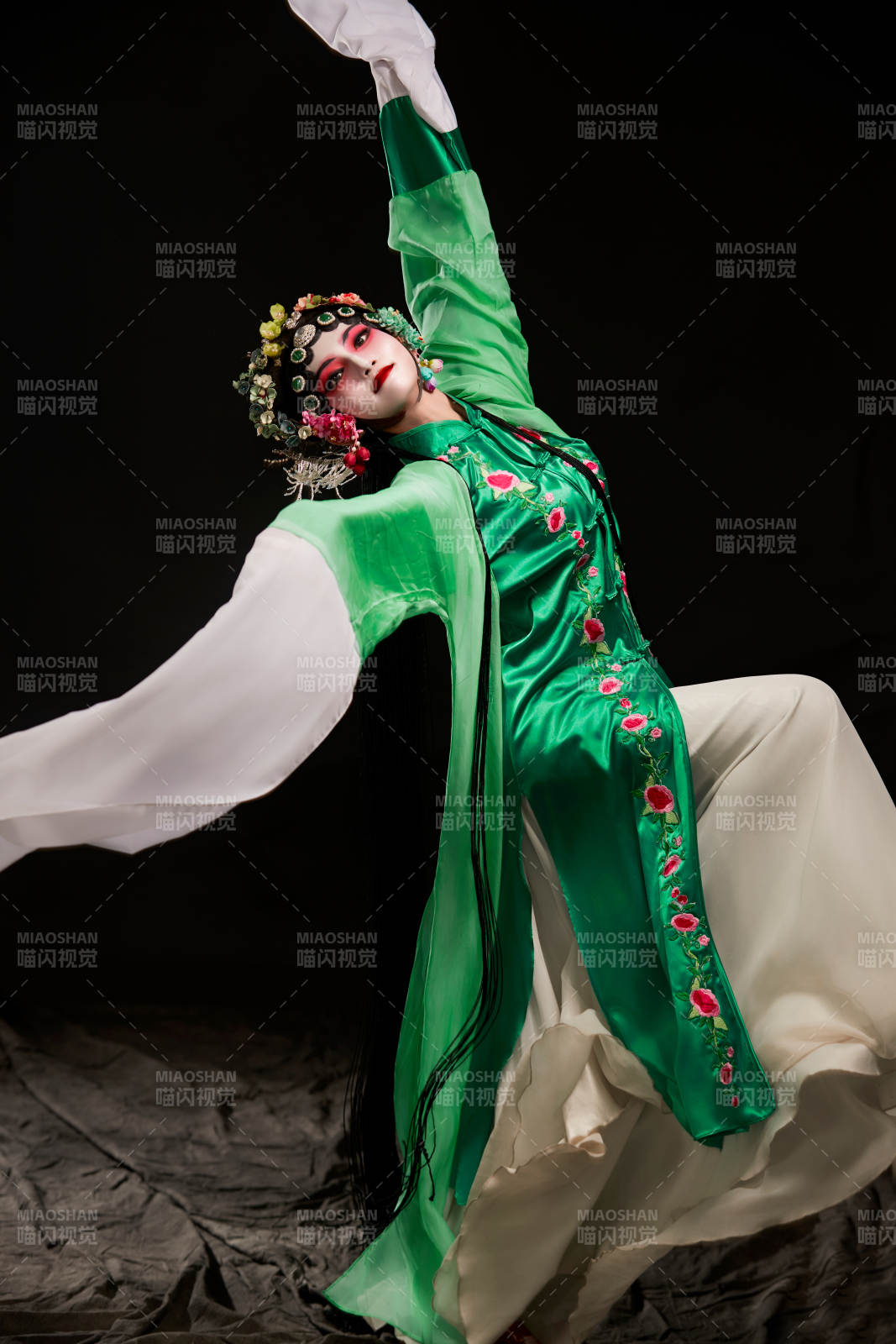 国粹戏曲京剧昆曲青衣旦角形象的中国少女图片