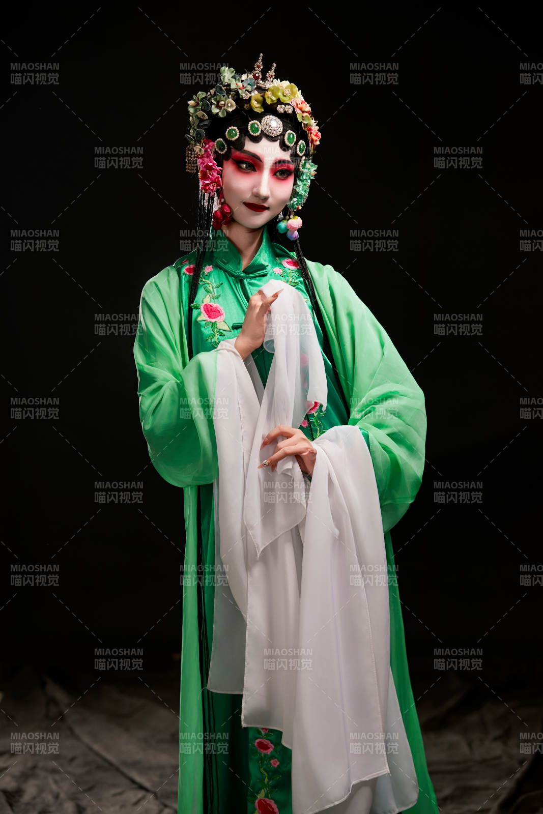 国粹戏曲京剧昆曲青衣旦角形象的中国少女图片