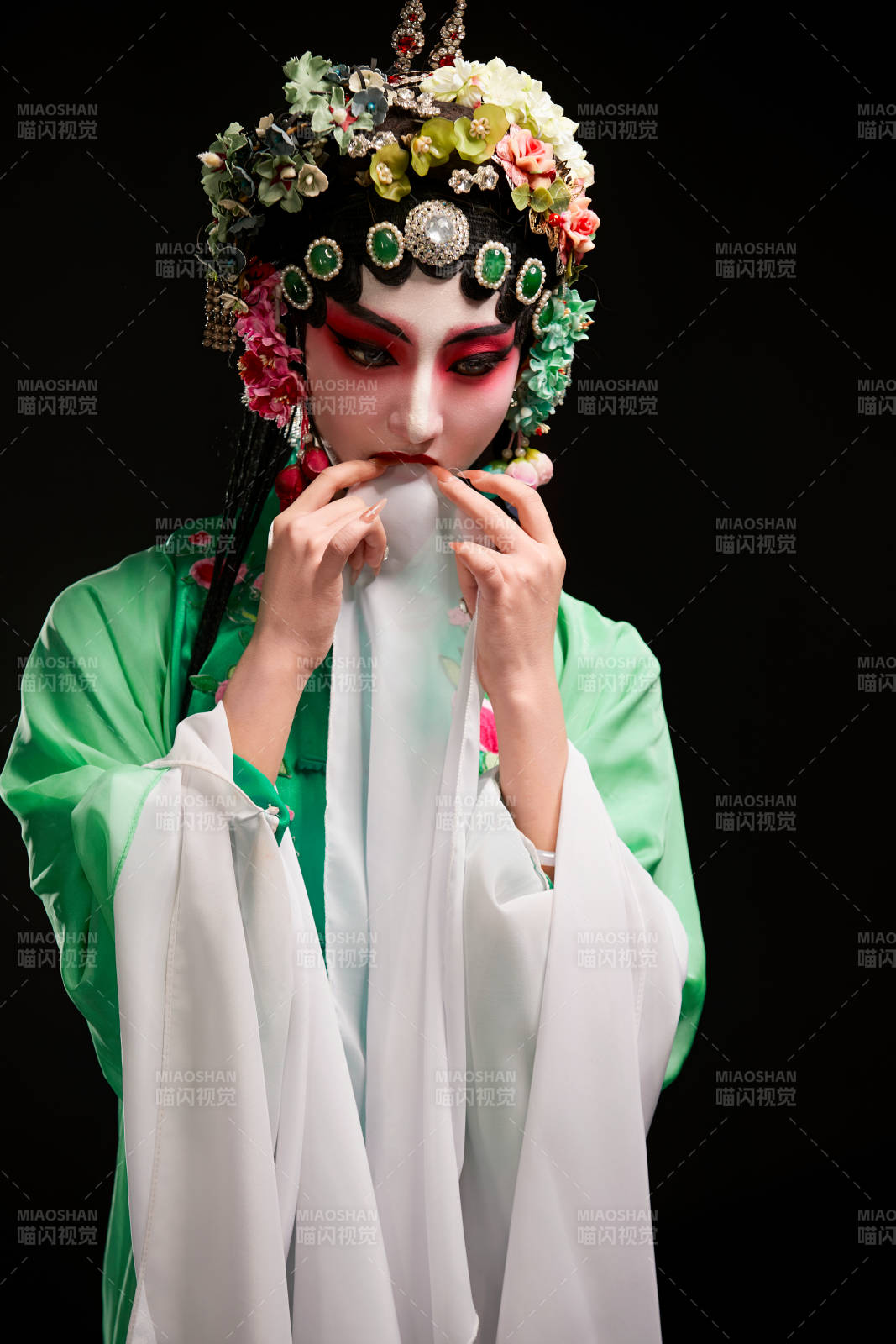 国粹戏曲京剧昆曲青衣旦角形象的中国少女图片