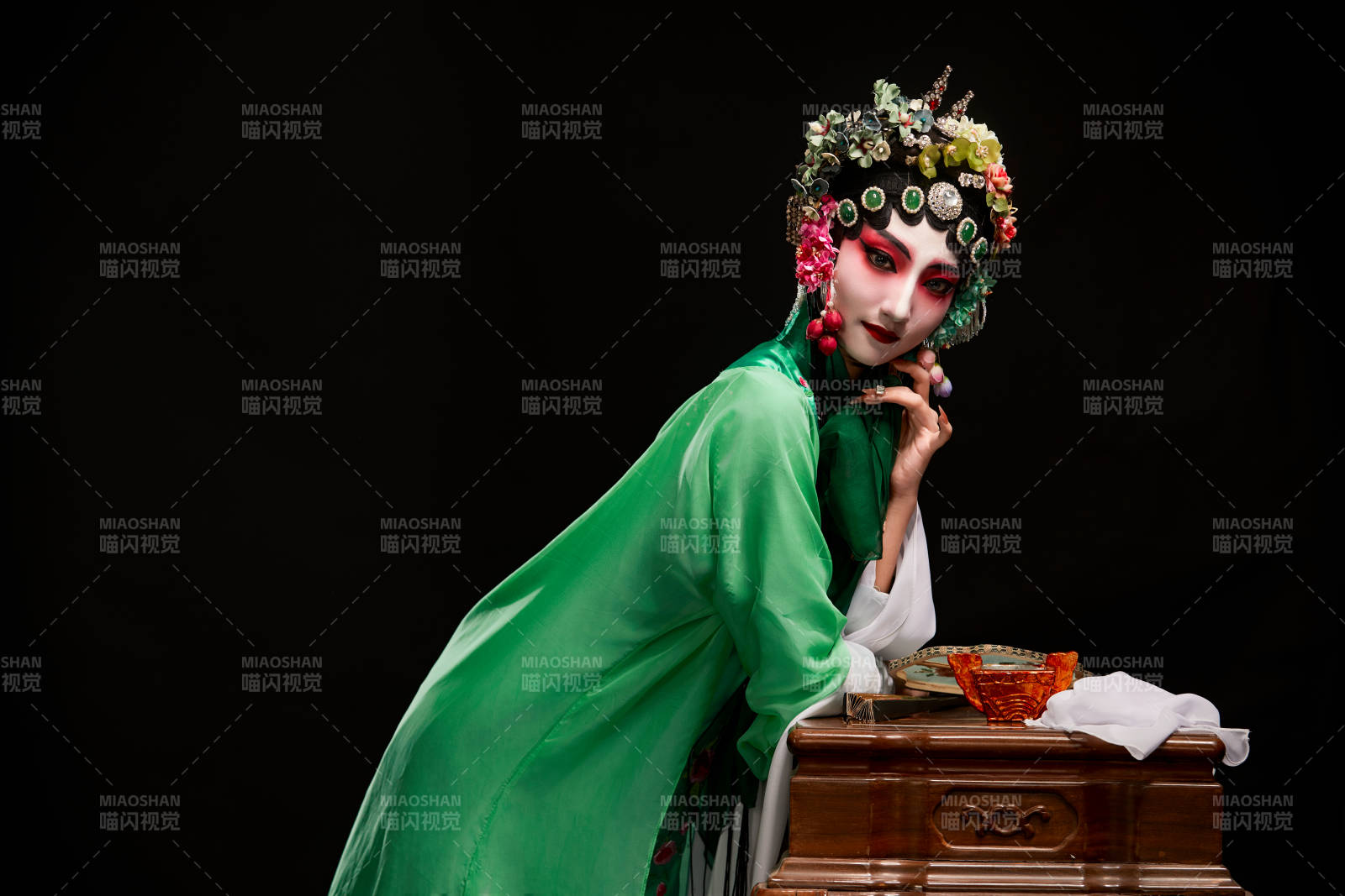 国粹戏曲京剧昆曲青衣旦角形象的中国少女图片