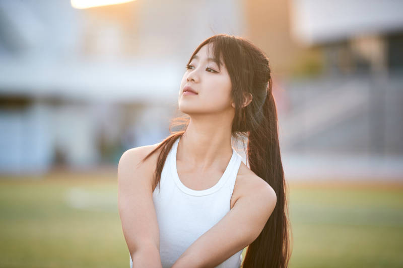 绿茵场上的快乐的足球宝贝图片