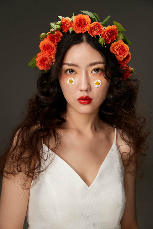 时尚亚洲女性婚纱妆面彩妆图片