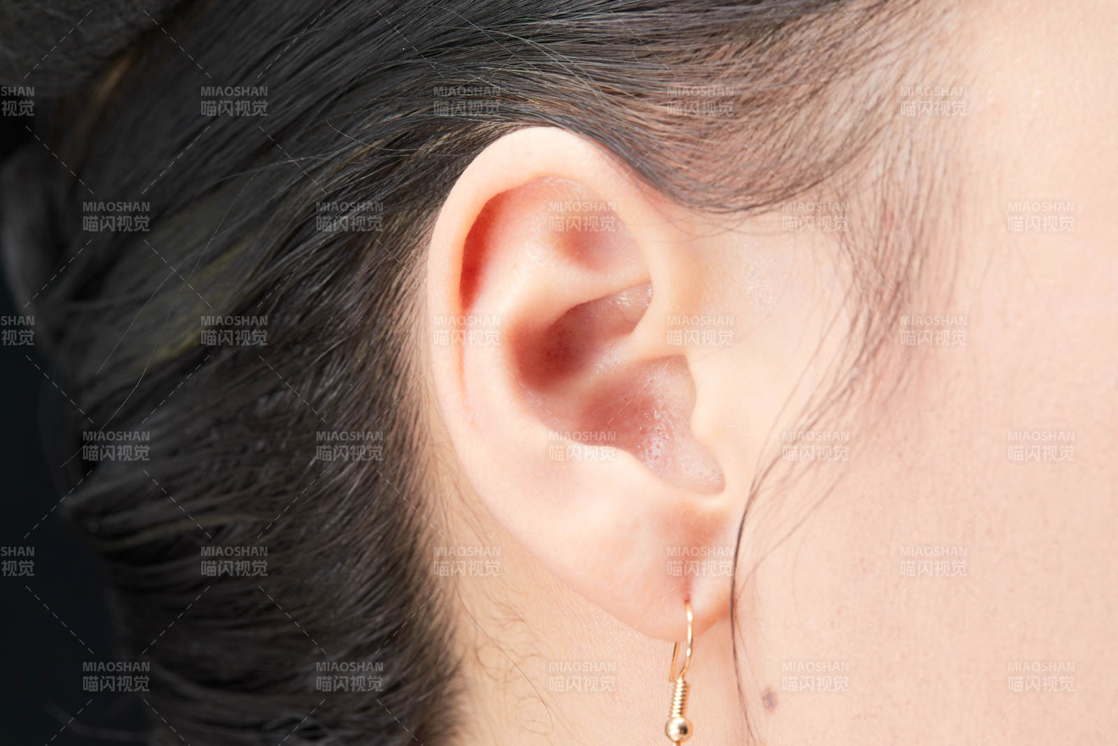 美丽的女孩面部局部特写细节图片