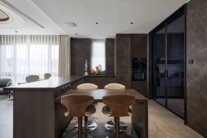 现代厨房设计图片