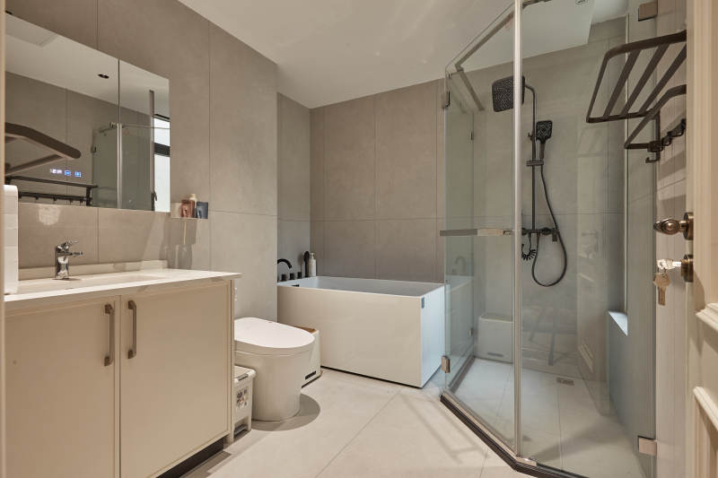 现代简约浴室设计图片