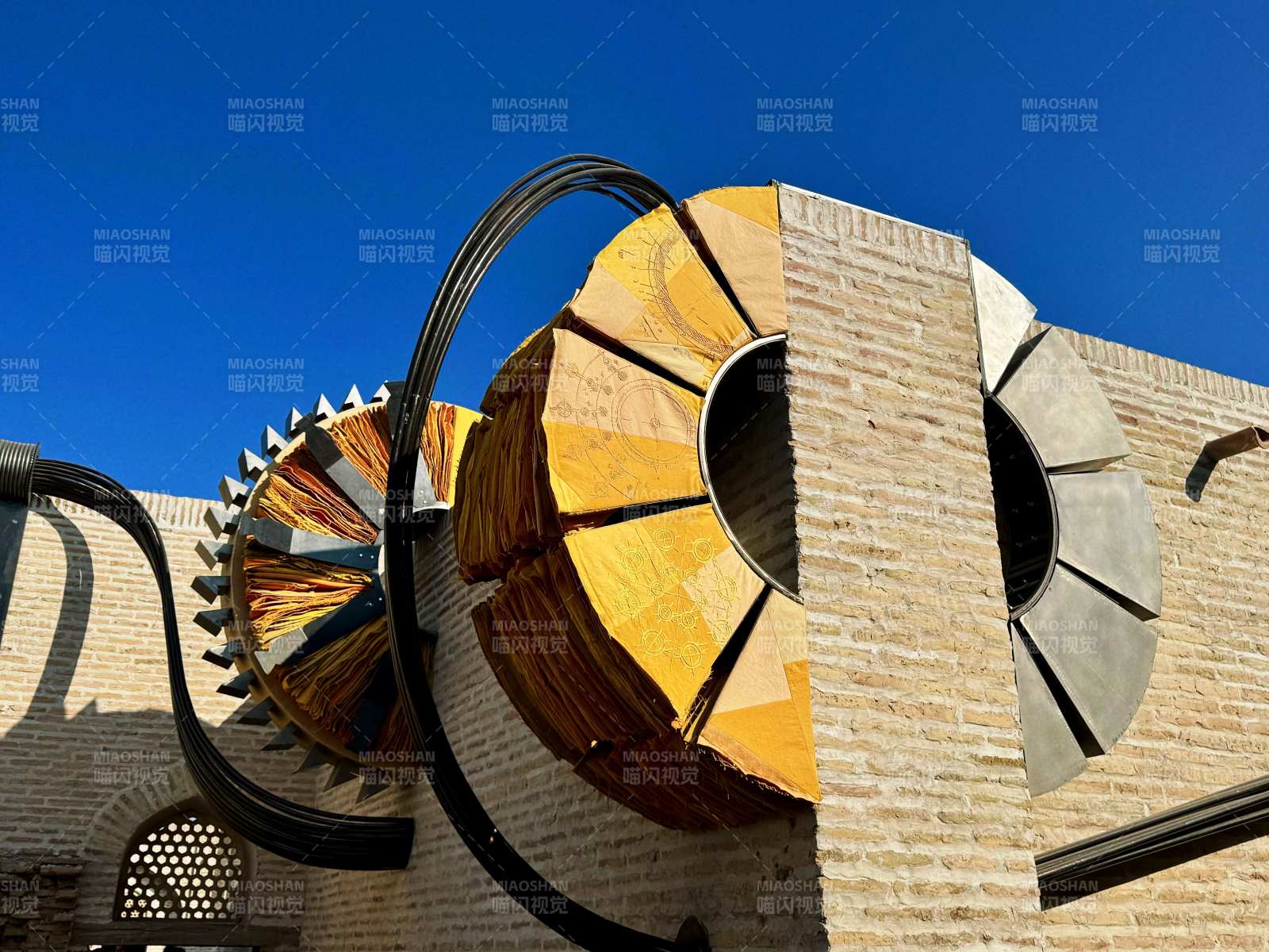 乌兹别克斯坦 双年展 螺旋艺术建筑图片