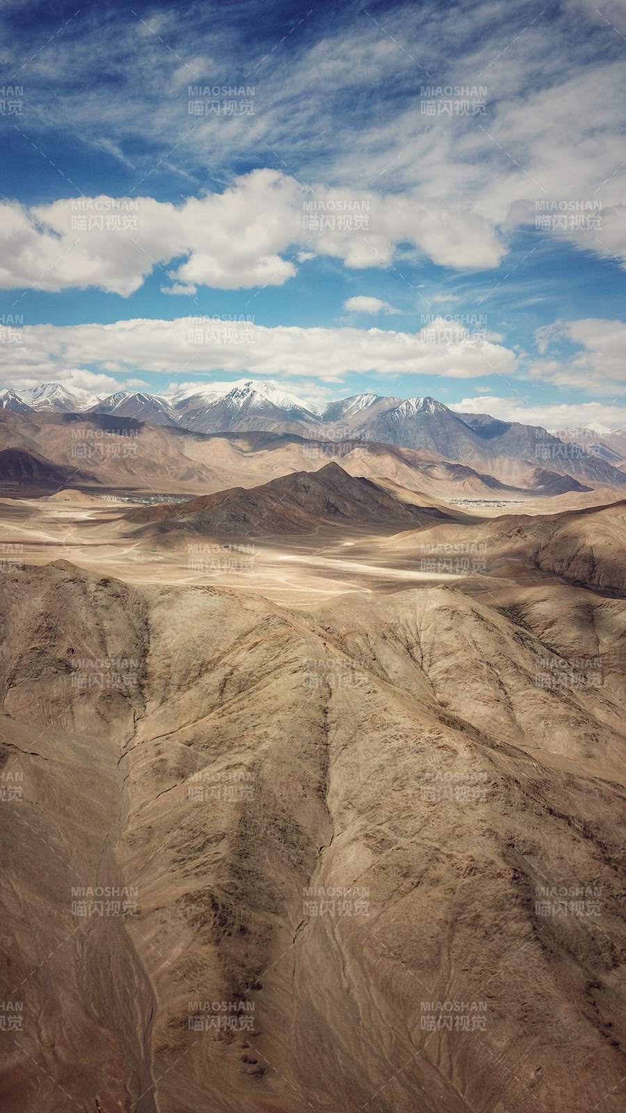 普兰的天空图片