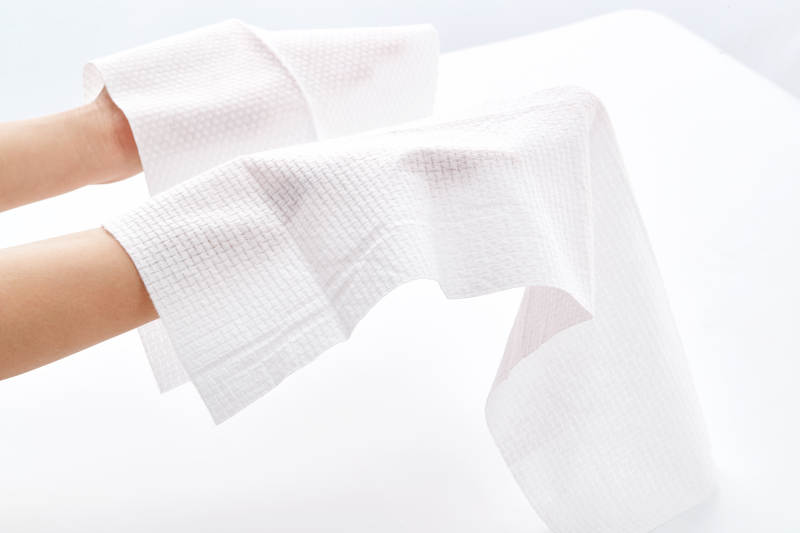 一次性旅行酒店清洁用无纺布浴巾图片