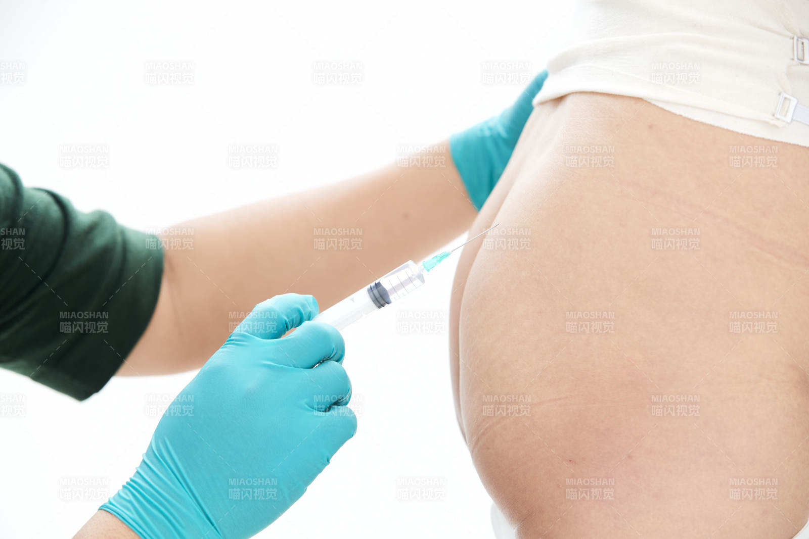 医学美容臀部注射图片